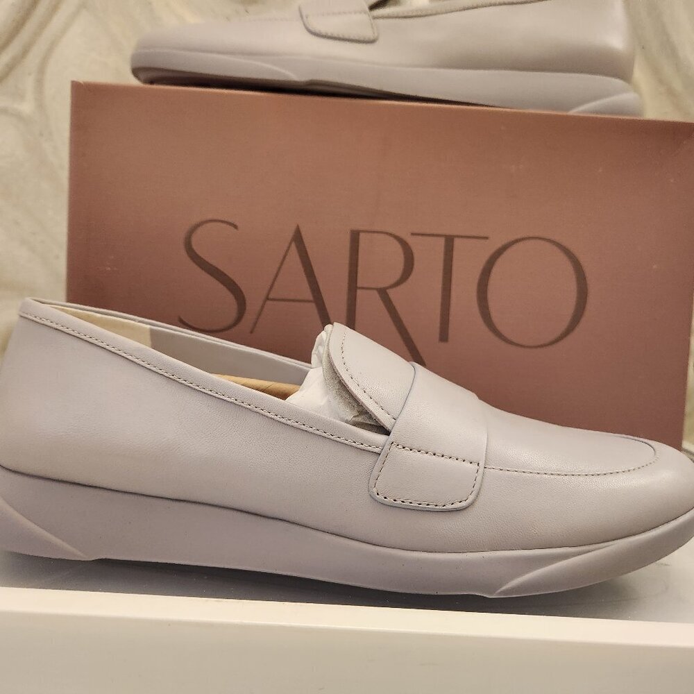 Sarto by Franco Sarto Leather "Agnes" Soft Lilac Loafers. NIB. Size 8.5